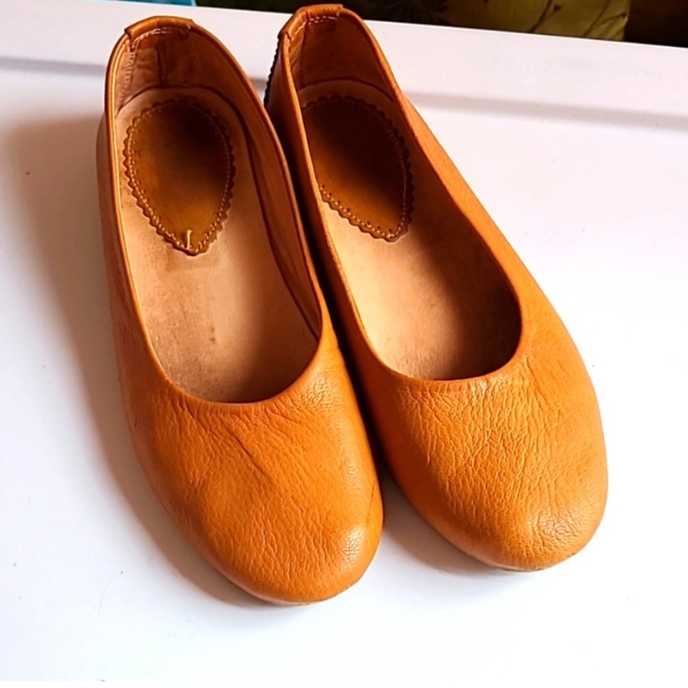 Handmade Moroccan Leather Slippers – Size 9 (fits like 8.5)